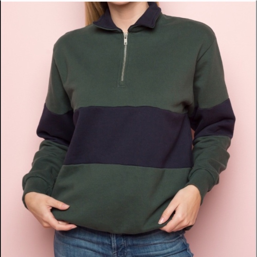 Brandy Melville sweatshirt